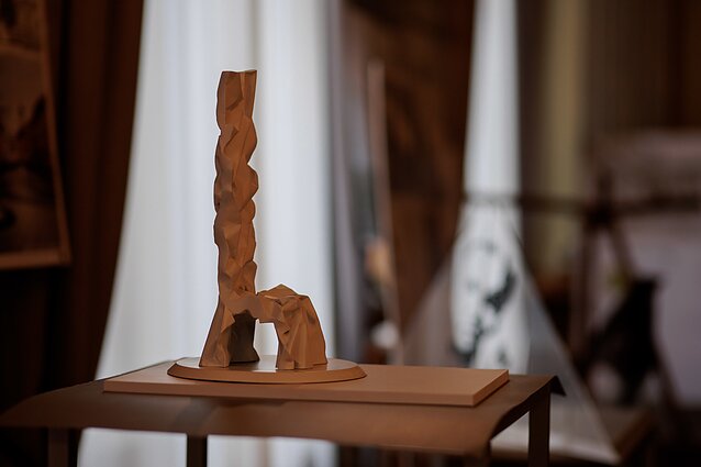 Architektūrinio-skulptūrinio objekto rašytojui Justinui Marcinkevičiui atminti ir skvero sutvarkymo konkurso laimėtojai