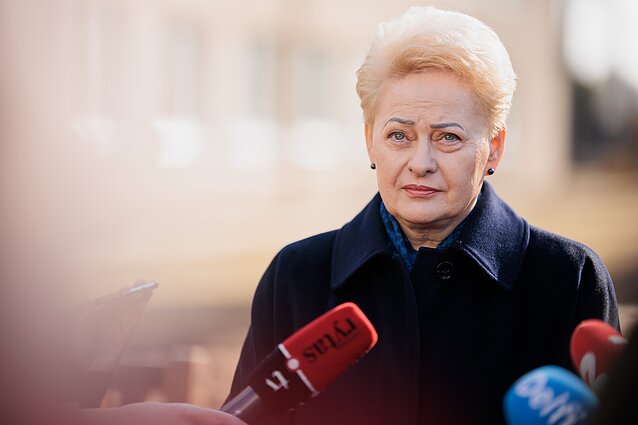 Grybauskaitė apie savivaldybių išlaidų skandalą: problema sisteminė, todėl būtina kuo greičiau ją spręsti