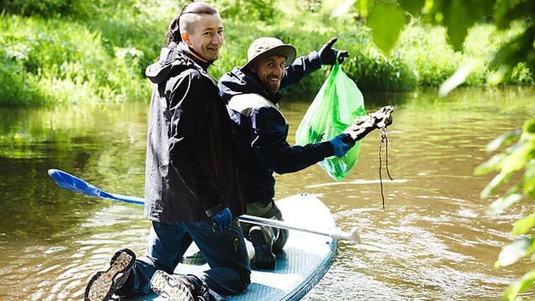 Savaitgalį vyks tarptautinė upių švarinimo iniciatyva: ko savanoriai randa valydami pakrantes?