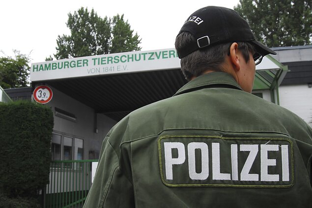 Žinios. Vokietijos pareigūnai sako tiriantys galimą iš Rusijos emigravusių žurnalistės ir aktyvistės apnuodijimą