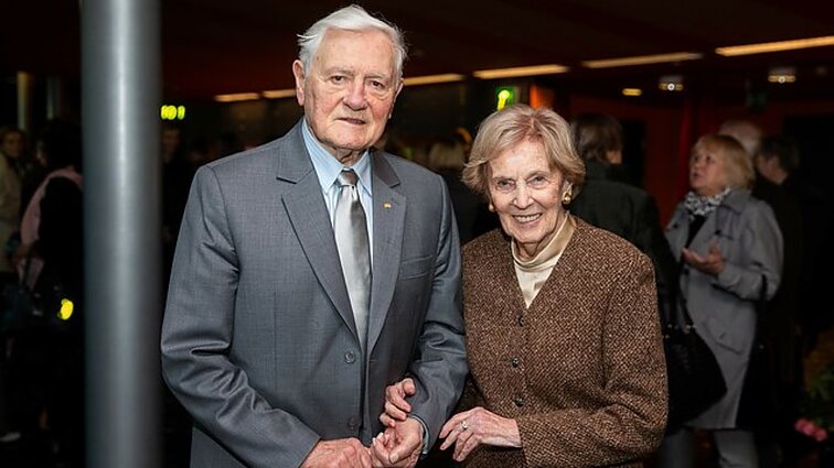 Almą Adamkienę prisiminę su ja dirbę bendražygiai: transliuodavo šilumą visiems, ką sutikdavo