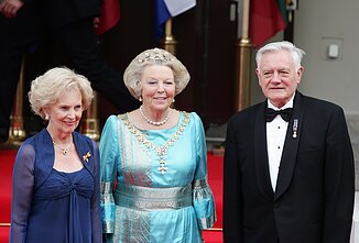 Lietuvos Respublikos Prezidento rūmuose prezidentas Valdas Adamkus ir ponia Alma Adamkienė pasitiko Nyderlandų Karalystės Karalienę Beatričę.