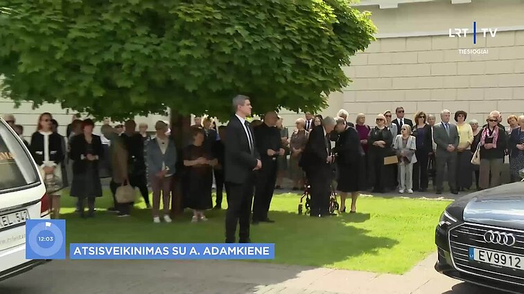 Almą Adamkienę prisimenant: net tada, kai buvo labai sunku, ji stengėsi įžiūrėti šviesą