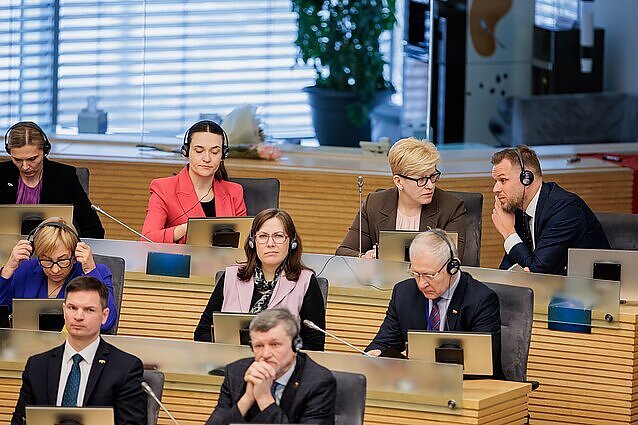 Žinios. Tarybų narių išlaidų skandalas lėmė žemesnę konservatorių poziciją reitinguose: dabar partija ketvirta