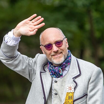 Kultūros savaitė. Sėskim ir pakalbėkim. Saulius Liausa: dainų šventėje atrandame lietuviškąjį geną