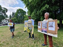 Prie Rusijos ambasados Vilniuje į protesto akciją renkasi vilniečiai