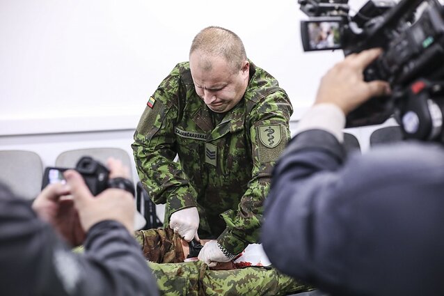 Turniketų bandymai Lietuvos kariuomenėje Turniketų bandymai Lietuvos kariuomenėje