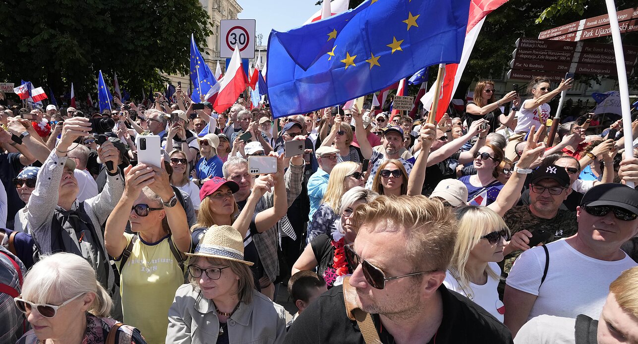 Opozicijos protestas Varšuvoje Opozicijos protestas Varšuvoje