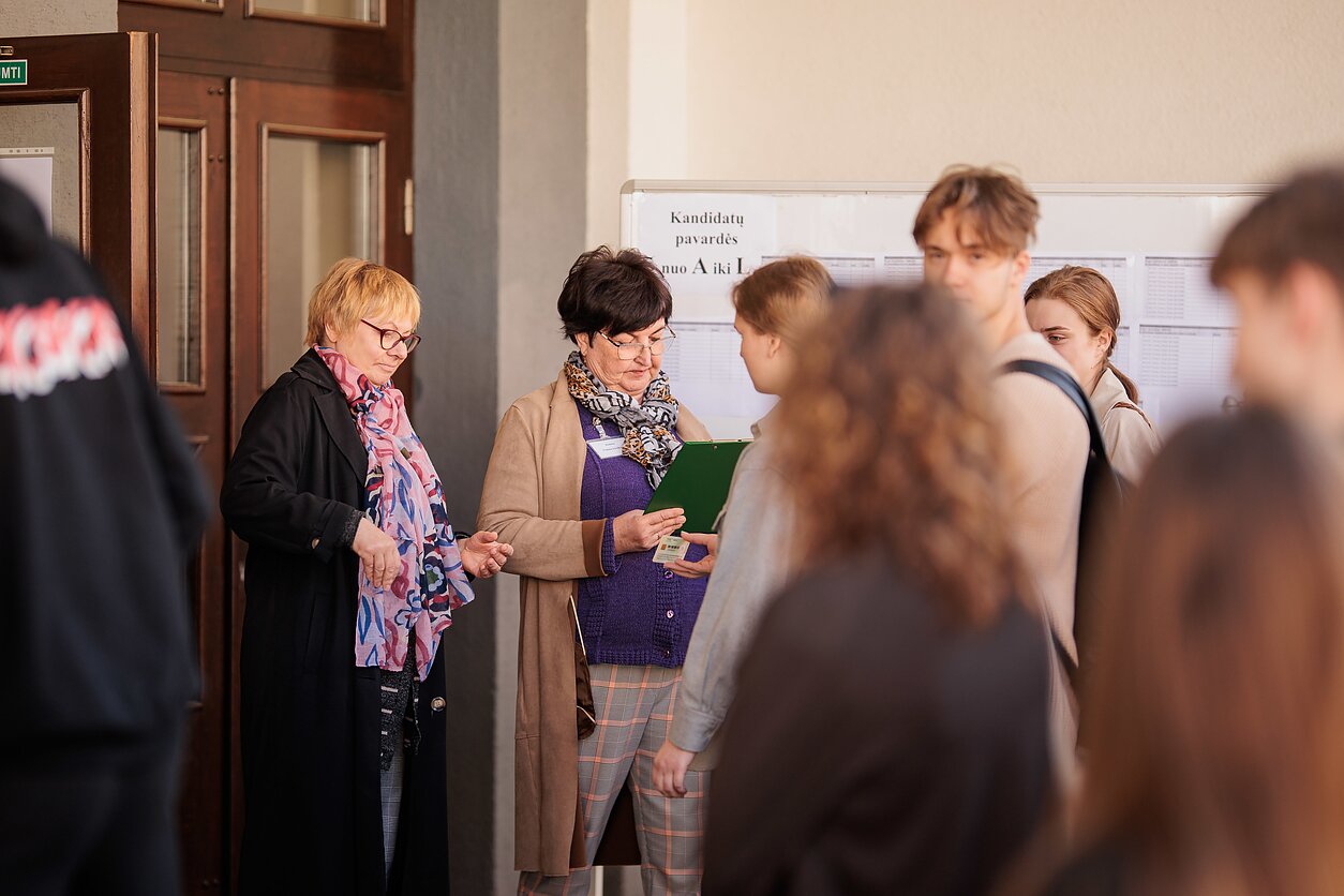 Lietuvių kalbos egzaminas Lietuvių kalbos egzaminas