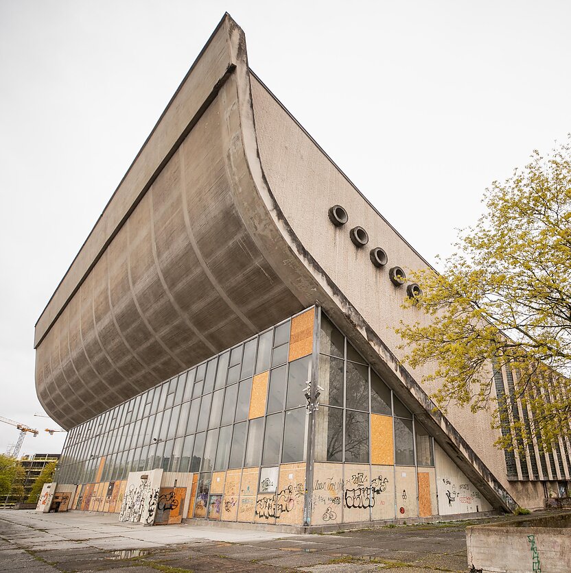 D. Umbraso  / LRT nuotr., Apleisti ir nenaudojami Vilniaus koncertų ir sporto rūmai