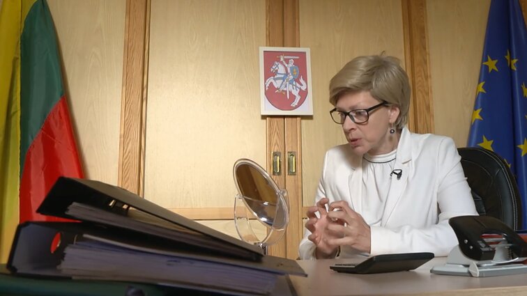 Dviračio žinios. Šimonytė iš ateities Šimonytei iš dabarties: tu mėgausiesi atsistatydinimu!