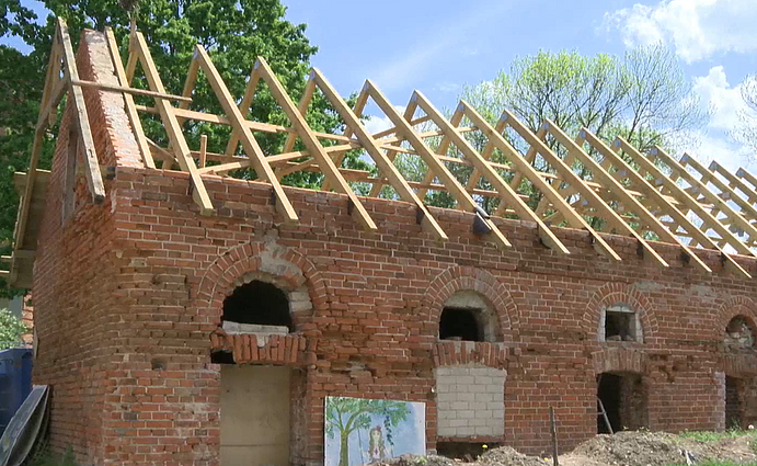 Restauruojamas Paežerių dvaro ansamblio ūkinis pastatas: čia įsikurs amatų centras