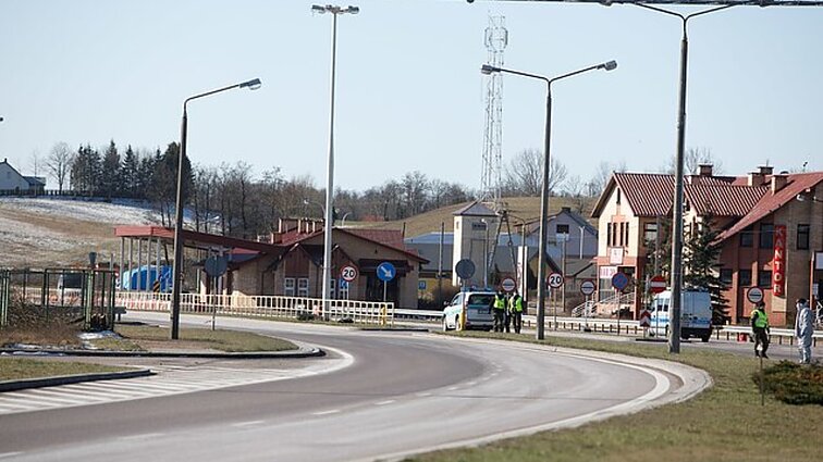 Žinios. Vyriausybė svarstys, ar per NATO viršūnių susitikimą atnaujinti Lietuvos vidaus sienų kontrolę