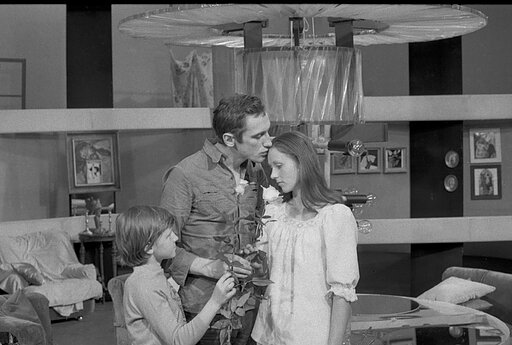 S. Pajarskas (kairėje), Valentinas Masalskis, Stasė Ivanauskaitė. 1979 m.