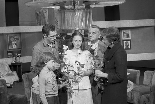 Iš kairės: S. Pajarskas, Valentinas Masalskis, Stasė Ivanauskaitė, Leonardas Zelčius, Birutė Raubaitė. 1979 m.