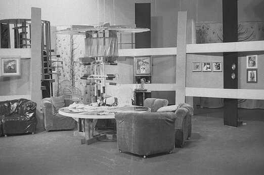 Spektaklio scenografija sukurta dailininkės Renės Petrulienės. 1979 m. 