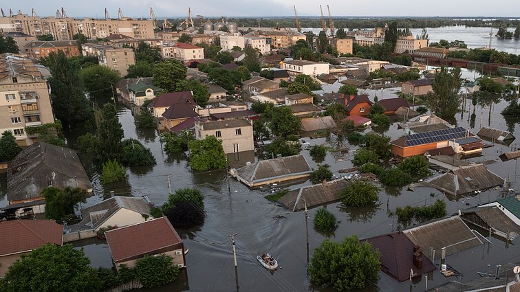 Žinios. Ukrainoje pranešama apie pirmuosius žuvusiuosius Chersono srityje po Kachovkos užtvankos susprogdinimo