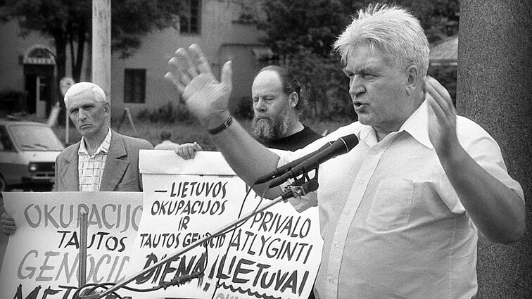 Žinios. Lietuvos laisvės lyga mini 45 metų sukaktį