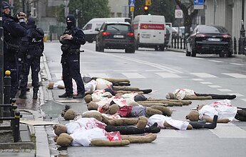 Protestas prieš griežtą abortų politiką Lenkijoje. Asociatyvi nuotr. Protestas prieš griežtą abortų politiką Lenkijoje. Asociatyvi nuotr.
