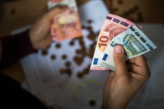 Išaiškino šešėlinį grožio paslaugų verslą: įtariama, jog nuslėpta net 100 tūkst. eurų mokesčių