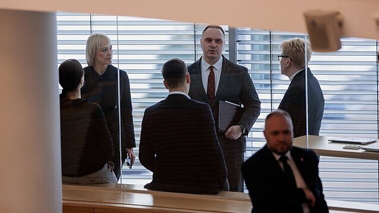 Žinios. Konservatorių sukeltas chaosas atsiliepė reitingams – juos aplenkė Lietuvos valstiečių ir žaliųjų sąjunga