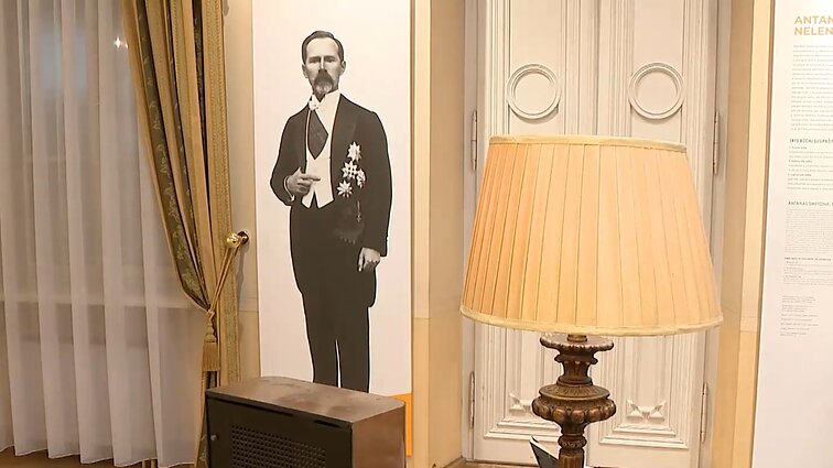 Nuo originalių dokumentų iki lemiamo ultimatumo: istorinėje prezidentūroje – paroda Smetonos gimimo metinėms