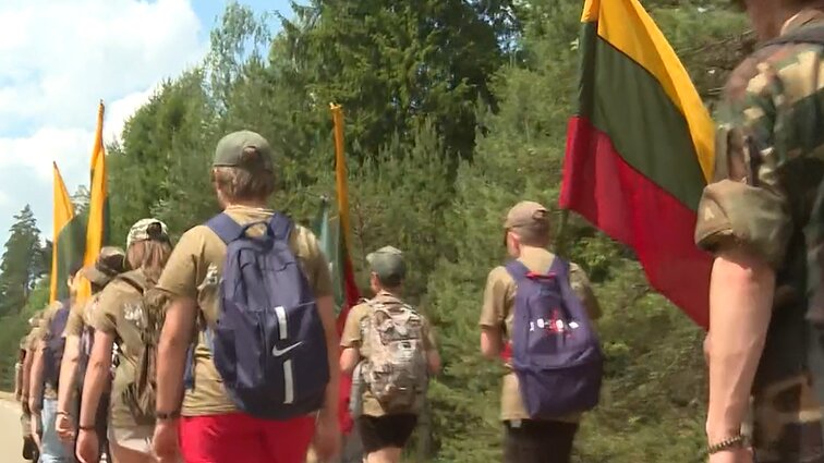 Mažosios Lietuvos prijungimui paminėti organizuoja 200 km ilgio vėliavų žygį: kviečia prisijungti visus norinčius