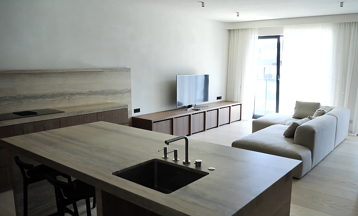 Prabangūs apartamentai Vilniaus centre: 2 atskiri butai tapo jungtiniais erdviais namais