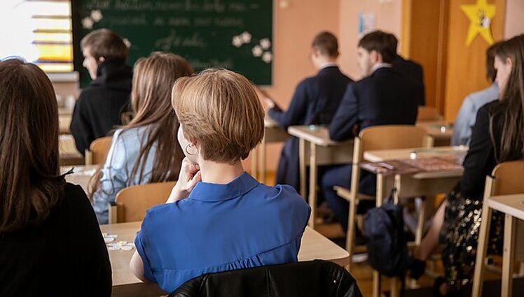 Nuogąstaujama dėl egzaminų 11-okams: mokytojai sutrikę, mokiniams profesinę tapatybę teks išsigryninti labai anksti