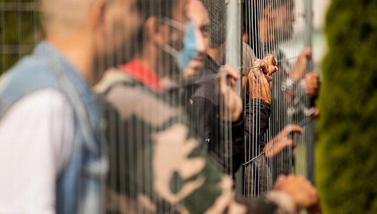 ES solidarumo mechanizmui besipriešinanti Lenkija žodį „pabėgėliai“ išnaudoja politinei naudai, įtampa pasienyje neslūgsta