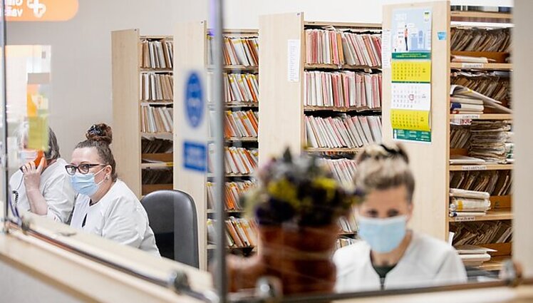 Piktnaudžiavimas nedarbingumu gali atsirūgti – galite sulaukti konsultacinės komisijos kvietimo