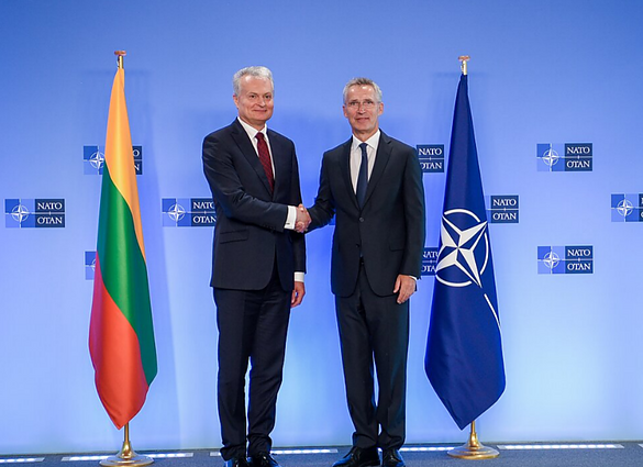 Bendra prezidento Nausėdos, NATO generalinio sekretoriaus Stoltenbergo ir Vokietijos gynybos ministro spaudos konferencija