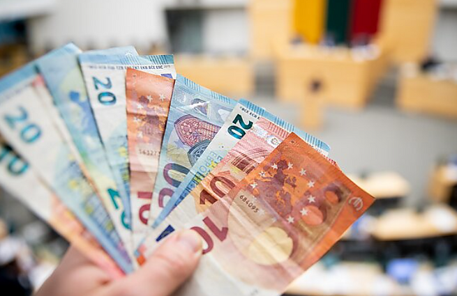 Parlamentarai – apie mokesčių reformą, išsakytą kritiką bei galimas diskusijas