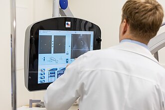 Parodomoji ekstrakorpotinės inkstų akmenų litotripsijos operacija Parodomoji ekstrakorpotinės inkstų akmenų litotripsijos operacija