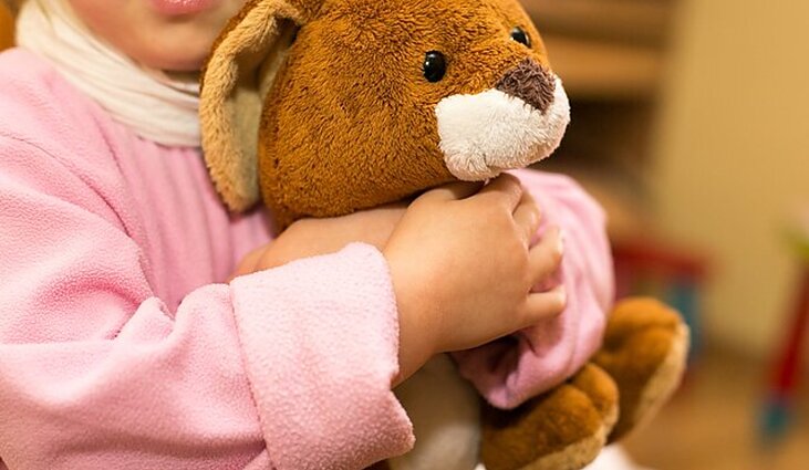 Lietuvoje globojama 5800 vaikų: kodėl tebevyrauja skeptiškas požiūris į globą ir įsivaikinimą?