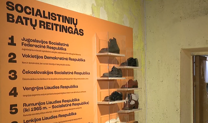 Nacionalinis muziejus atidarė parodą „Spąstai“, supažindinančią su sovietine tikrove: lankytojai skatinami atrasti prieštaringą santykį su praeitimi