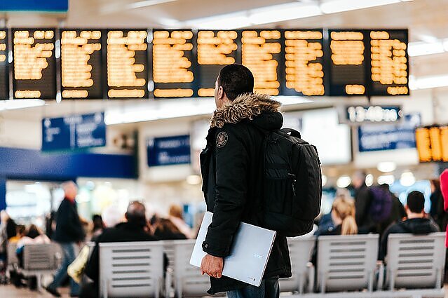Žinios. Vis daugiau emigrantų grįžta į Lietuvą: tarp priežasčių – artimųjų ilgesys ir kintantis kontekstas