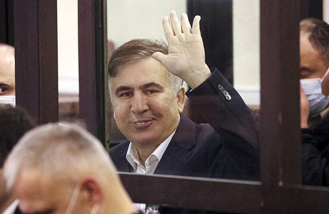 Žinios. Zelenksis paprašė Sakartvelo ambasadoriaus išvykti iš šalies ir pabandyti padėti Saakašviliui