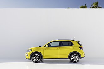 „Volkswagen“ pristatė atnaujintą „T-Cross“