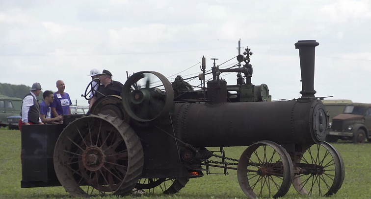 Vintažinių automobilių entuziastų kolekcija – ne tik akims paganyti