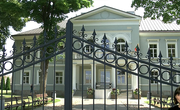 Žinios. Šalčininkų dvarai privilioja vis daugiau turistų: įkurtas ir turizmo centras, padedantis pasirinkti maršrutus