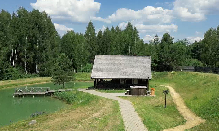 Sodybą atkūręs vilnietis piktinasi draudimo bendrovių abejingumu: kelerius metus mokėjęs įmokas, dabar tokių paslaugų gauti nebegali