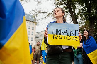 В Вильнюсе прошел митинг в поддержку заявки Украины на членство в НАТО В Вильнюсе прошел митинг в поддержку заявки Украины на членство в НАТО