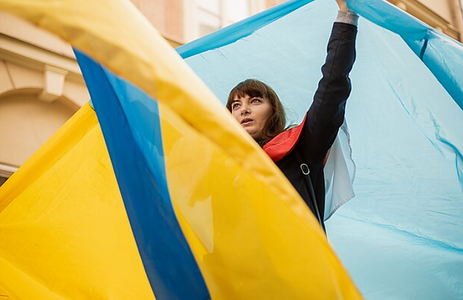 Dvi savaites akcijos „Keliu vėliavą už Ukrainą NATO!“ dalyviai jau bėga Lietuvoje: bėgikai sako, kad svarbiausia – parama Ukrainai