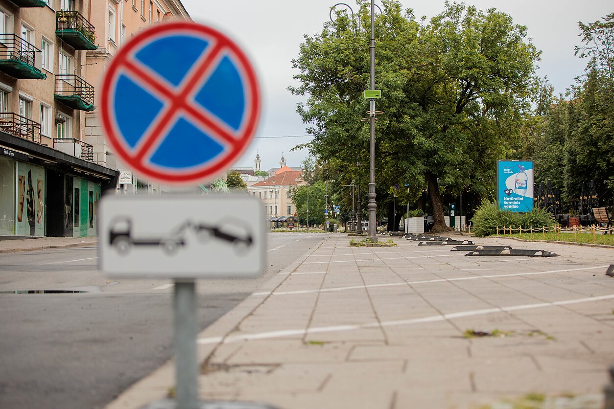 Ograniczenia ruchu. Zdjęcie ilustracyjne