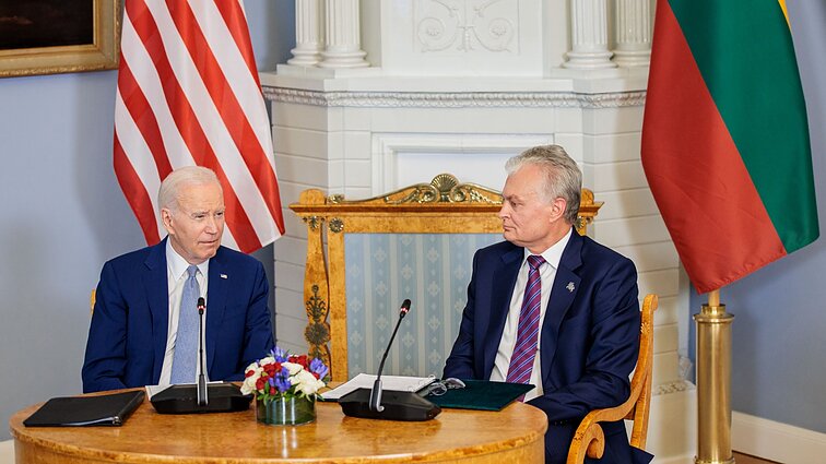 Nausėda po susitikimo su Bidenu: prezidento nuomonė Baltarusijos klausimu yra visiškai identiška manajai
