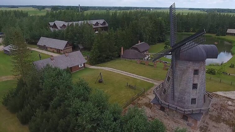 Daiktų istorijos. Duonos Lietuvoje istorija, laikinų skulptūrų žavesys ir aktorė Joanna Shimkus