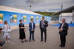 Kulisy szczytu NATO: tysiące metrów dywanów, ponad 100 kg truskawek i litewskie akcenty