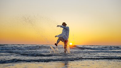 Kadras iš Justino Lapatinsko klipo