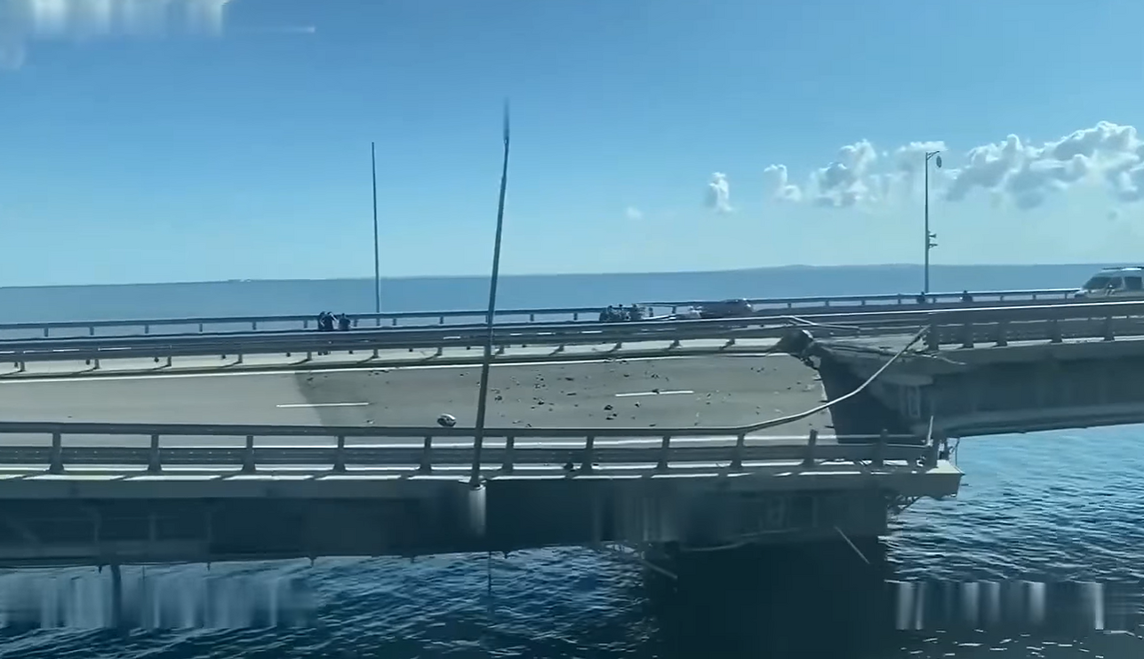 Pažeistas Krymo tiltas